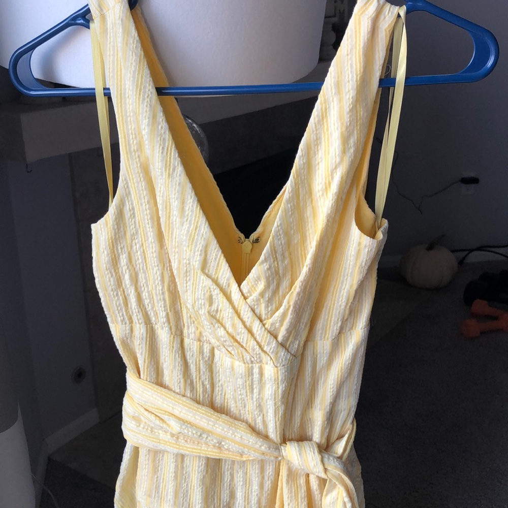 BCBG Paris yellow seersucker tie dress